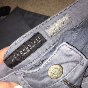 Aeropostale High-Waisted Grey Jeggings